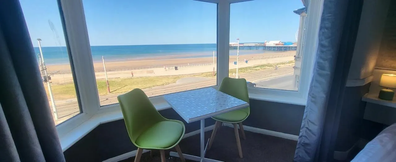 The Blenheim Mount Hotel Blackpool 3*,